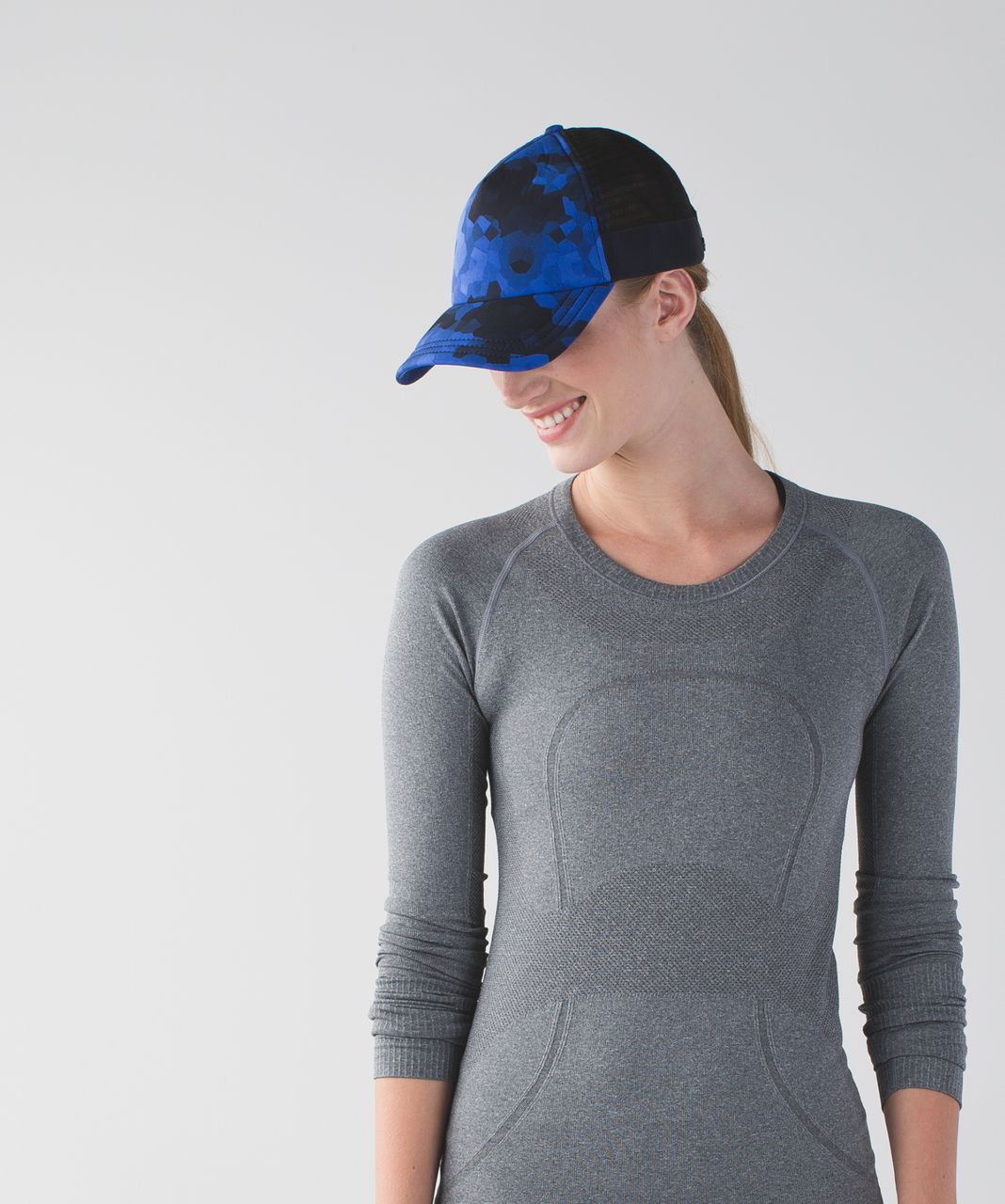 Lululemon What'SUP Hat - Clouded Dreams Sprinkler Multi / Naval Blue