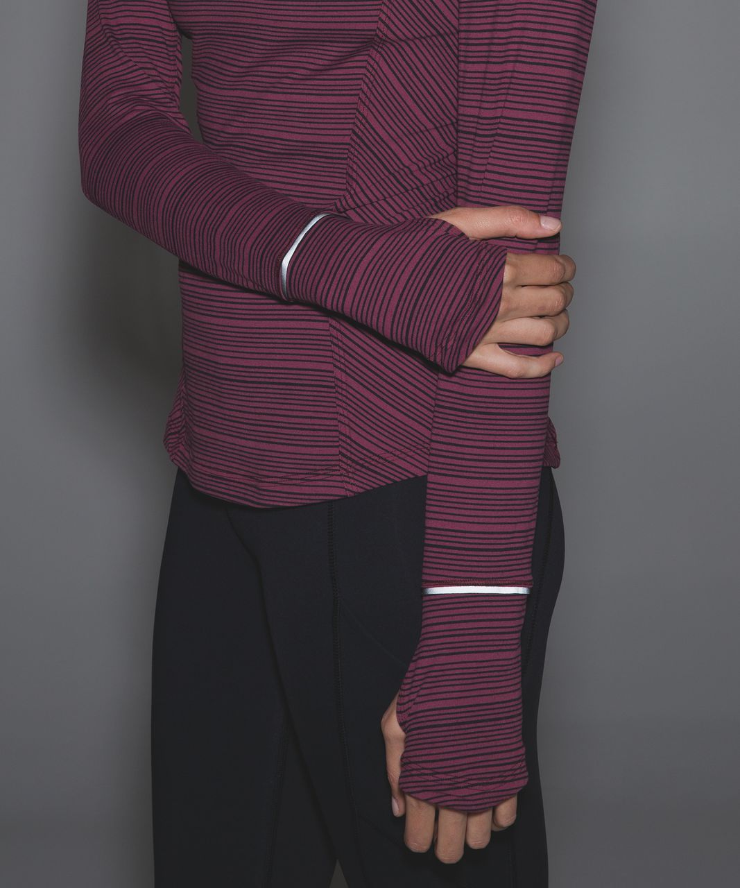 Lululemon Kanto Catch Me Long Sleeve - Kanto Stripe Wine Berry Black