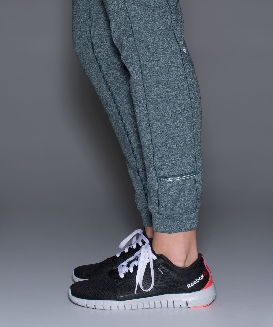 Lululemon Base Runner Pant III - Heathered Dark Fuel / Menthol