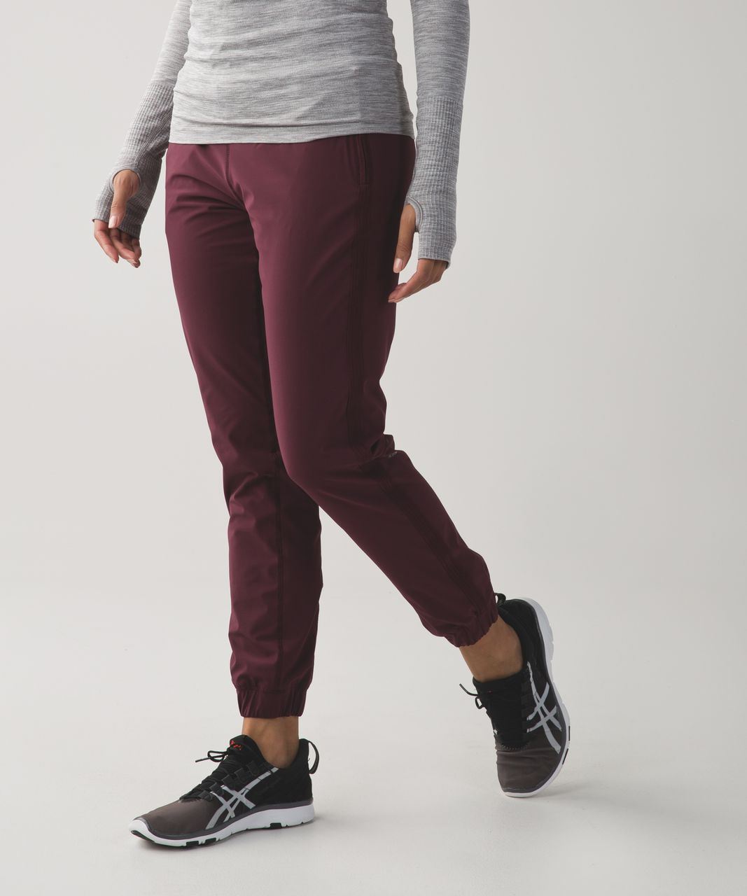 Lululemon Track To Reality Pant III - Bordeaux Drama / Black