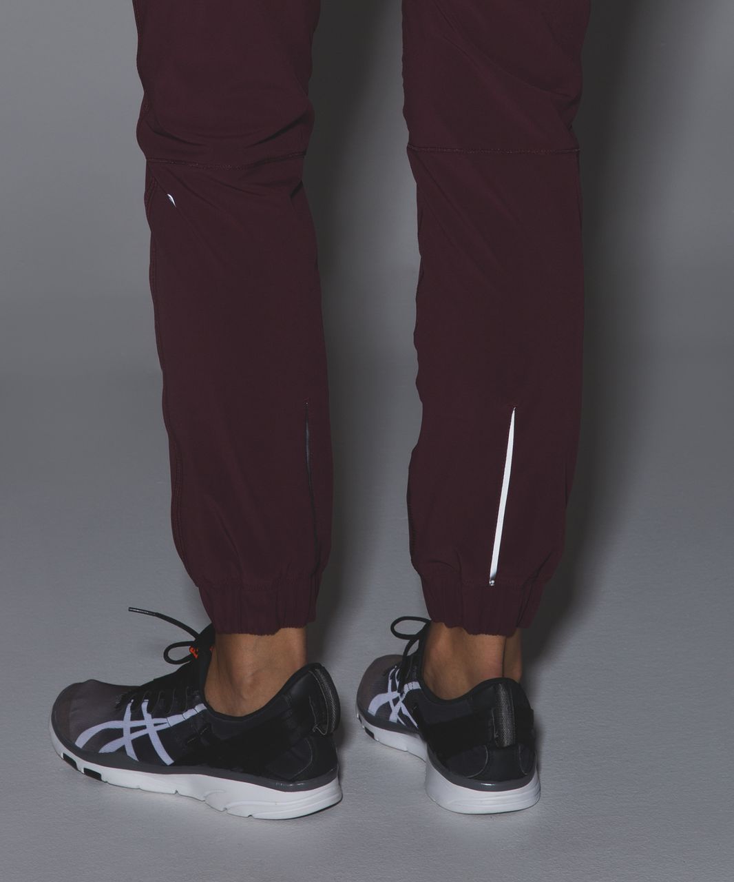 Lululemon Track To Reality Pant III - Bordeaux Drama / Black