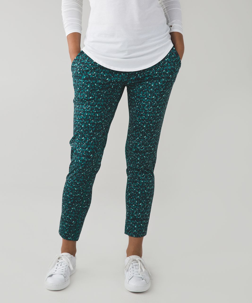 Lululemon Jet Crop (Slim) *Luxtreme - Black - lulu fanatics