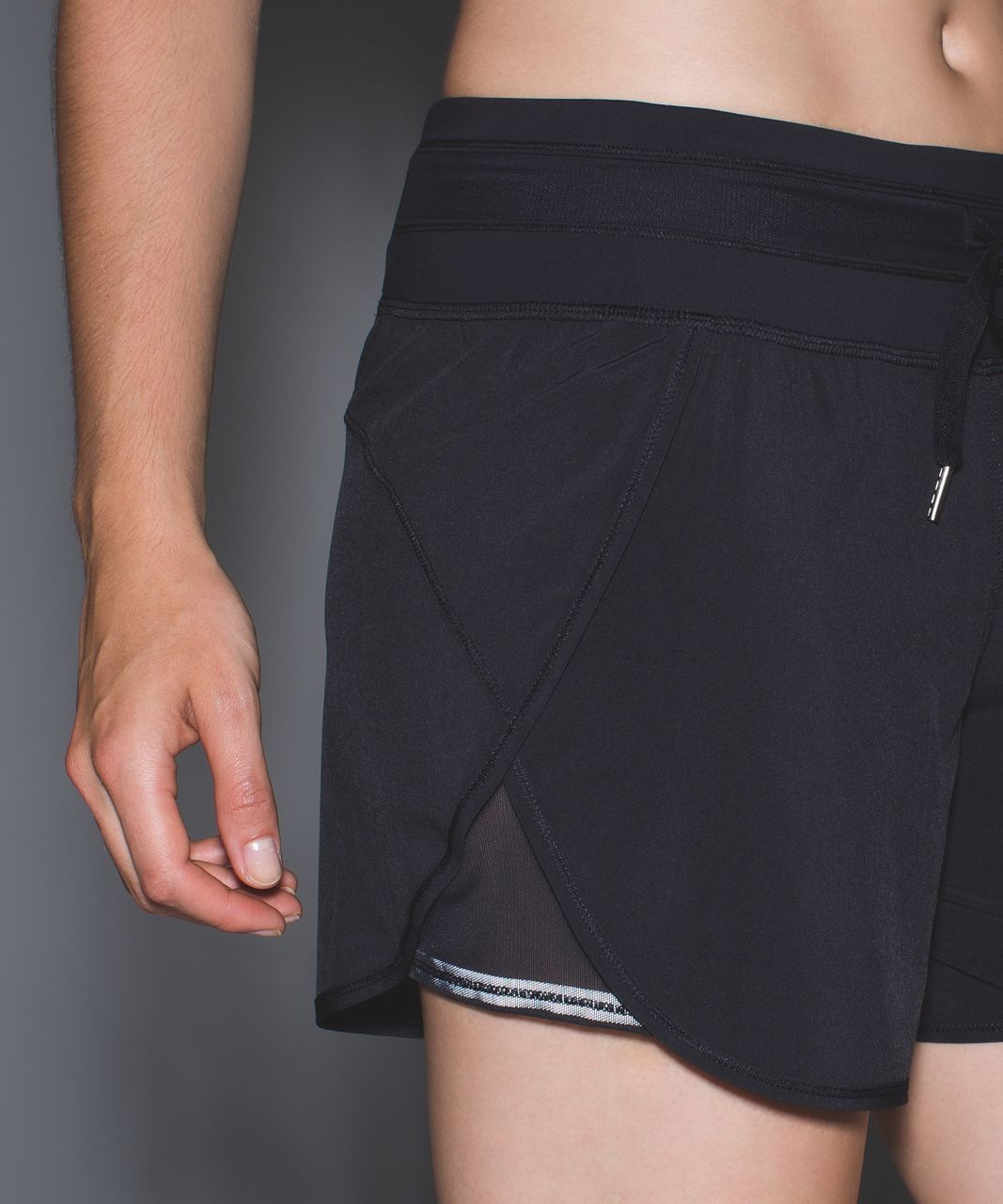 Lululemon Kanto Catch Me Short - Black