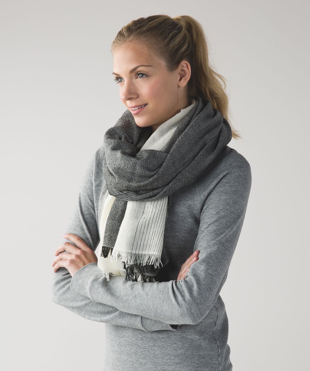 Lululemon Warrior Scarf *Merino Wool - Black / Angel Wing - lulu fanatics