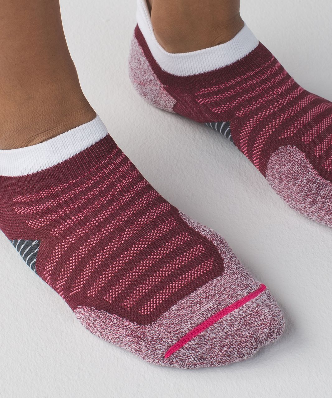 Lululemon Speed Sock - Wine Berry / White / Flash Light