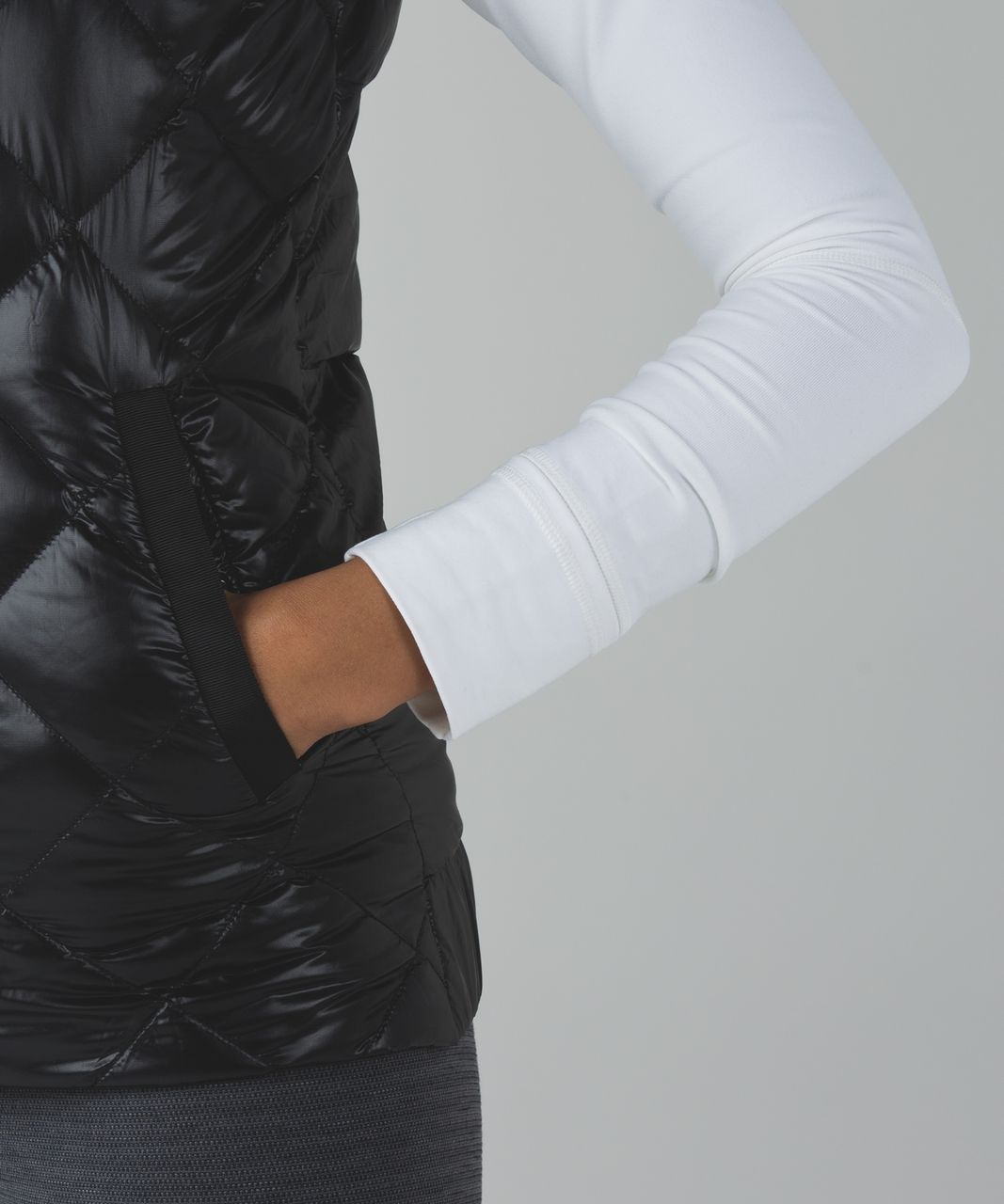 Lululemon The Fluffiest Vest - Black / Ziggy Snake Butter Pink Black