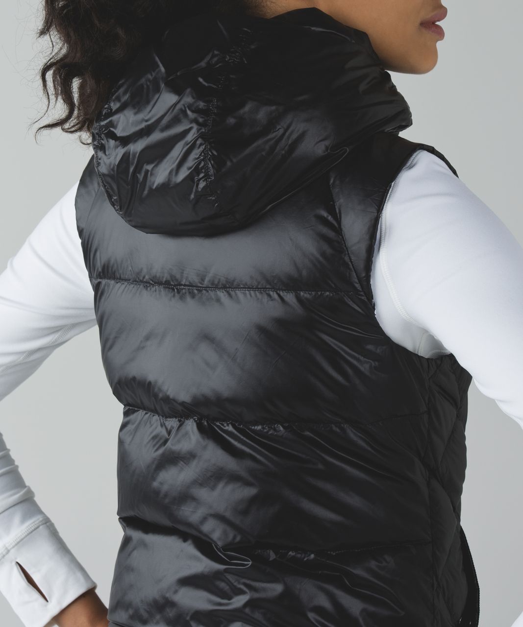 LULULEMON REVERSIBLE GOOSE DOWN VEST BLACK PINK SNAKE Sz 2 LIKE NEW -  clothing & accessories - by owner - apparel sale