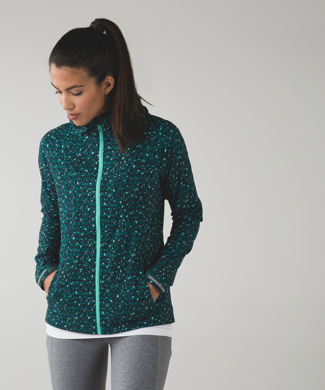 Lululemon Go The Distance Jacket - Mountain Peaks Black Forage Teal