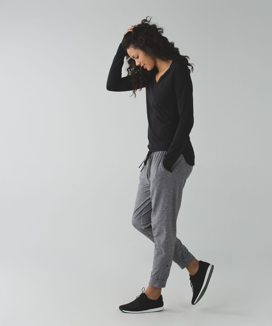 Lululemon Circadian Long Sleeve V Neck Tee - Black