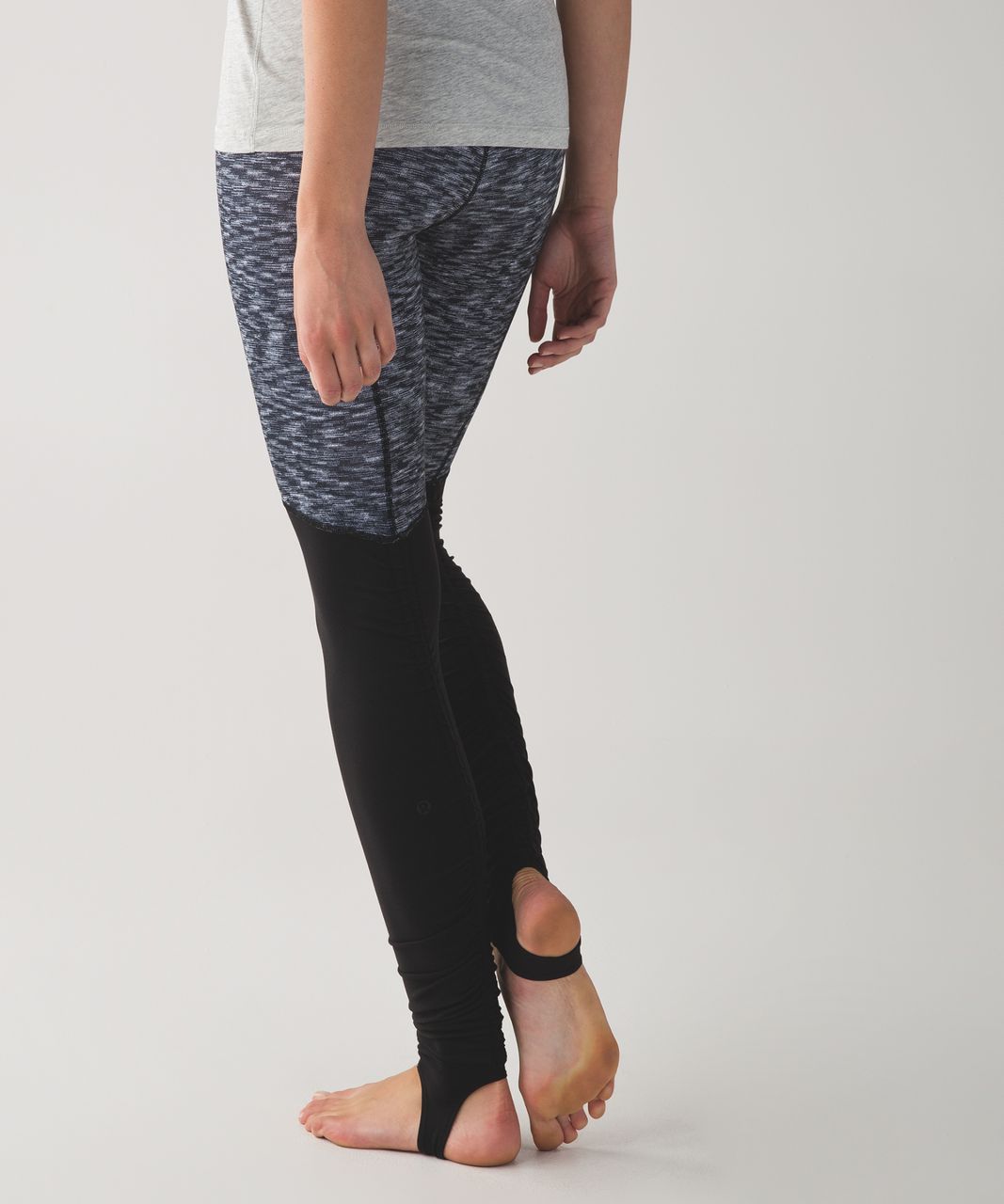 Lululemon Wunder Under High Rise Stirrup Pant 6