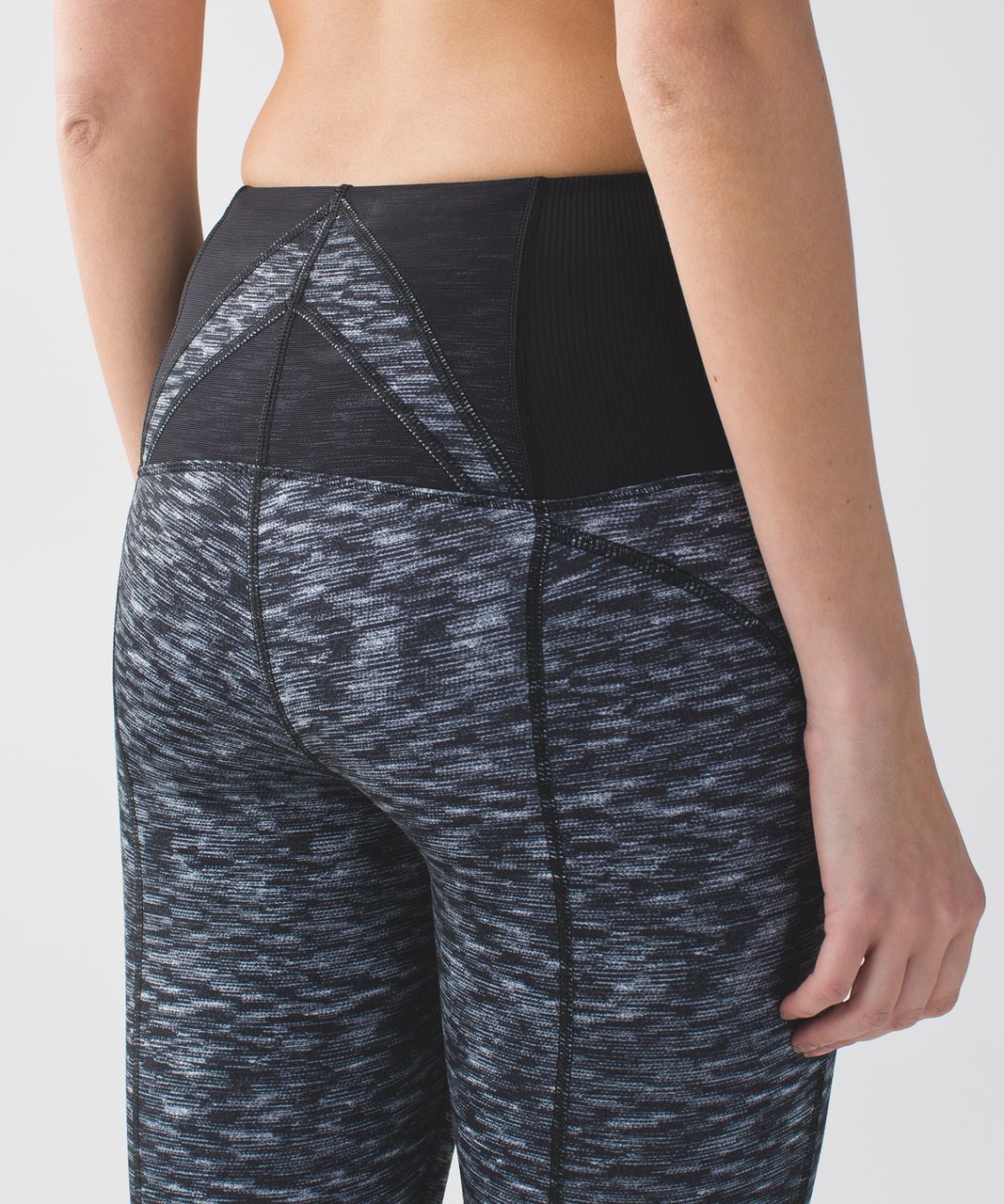 Lululemon Exquisite Crop - Dramatic Static White Black / Black