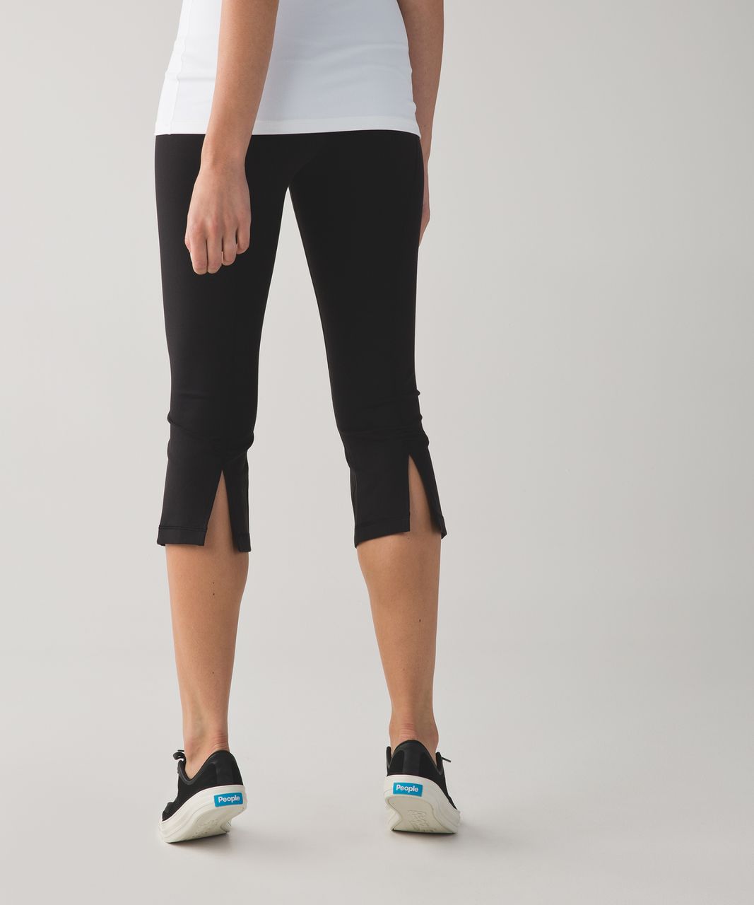 Lululemon Gather and Crow Crop Women's Black Size 8 Yoga Pants