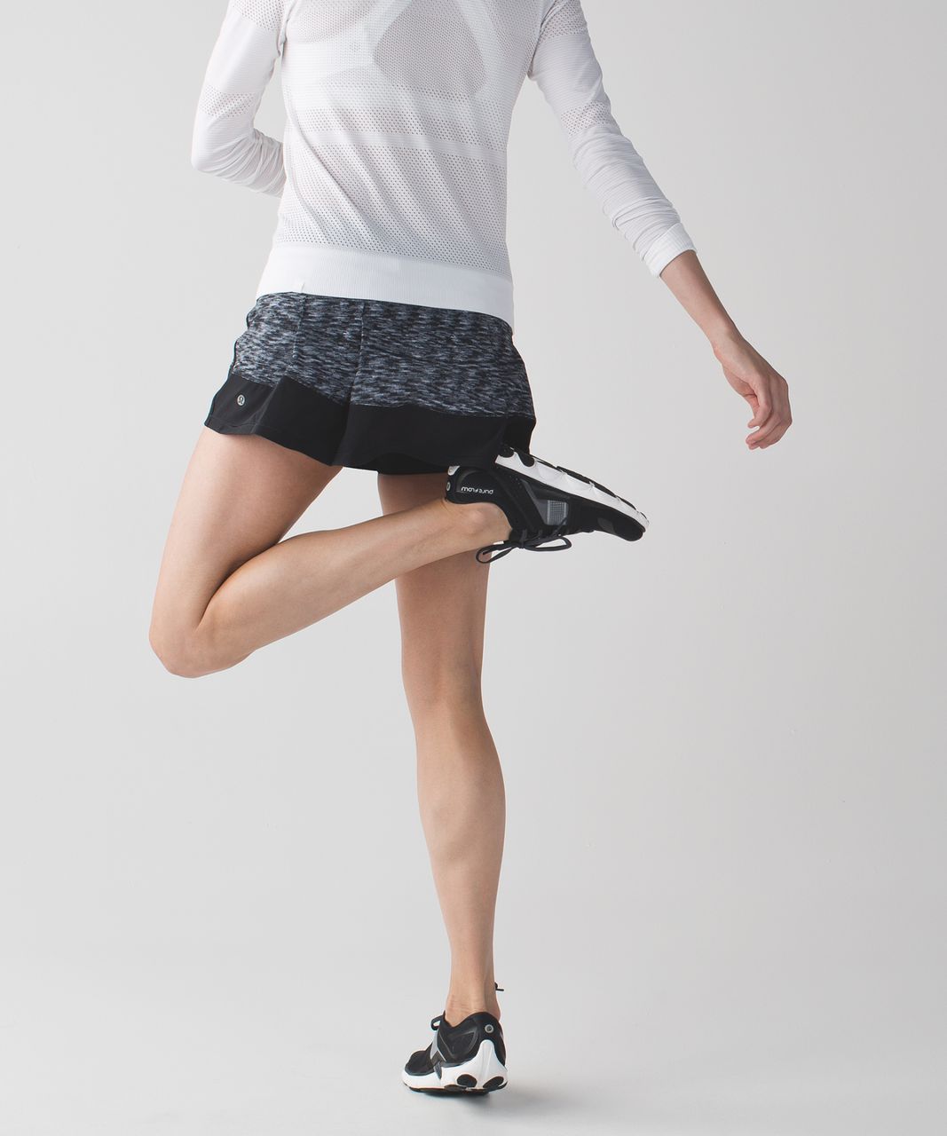 Lululemon Pace Rival Skirt II (Regular) *4-way Stretch - Dramatic Static White Black / Black