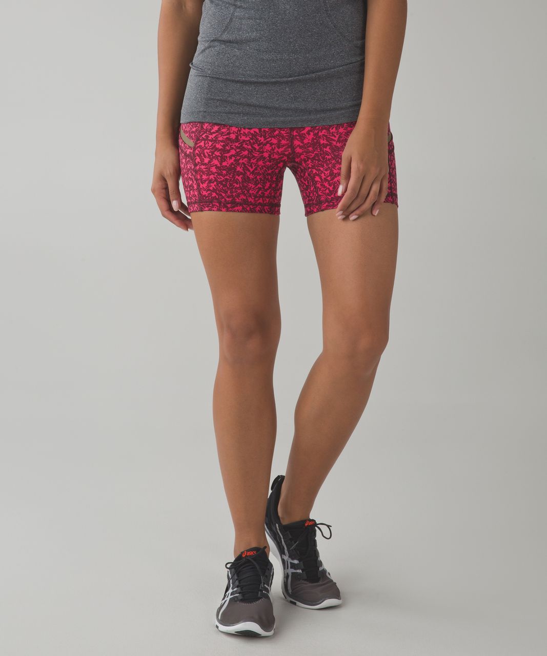 Lululemon What The Sport Short - Mountain Peaks Bon Bon Bordeaux Drama