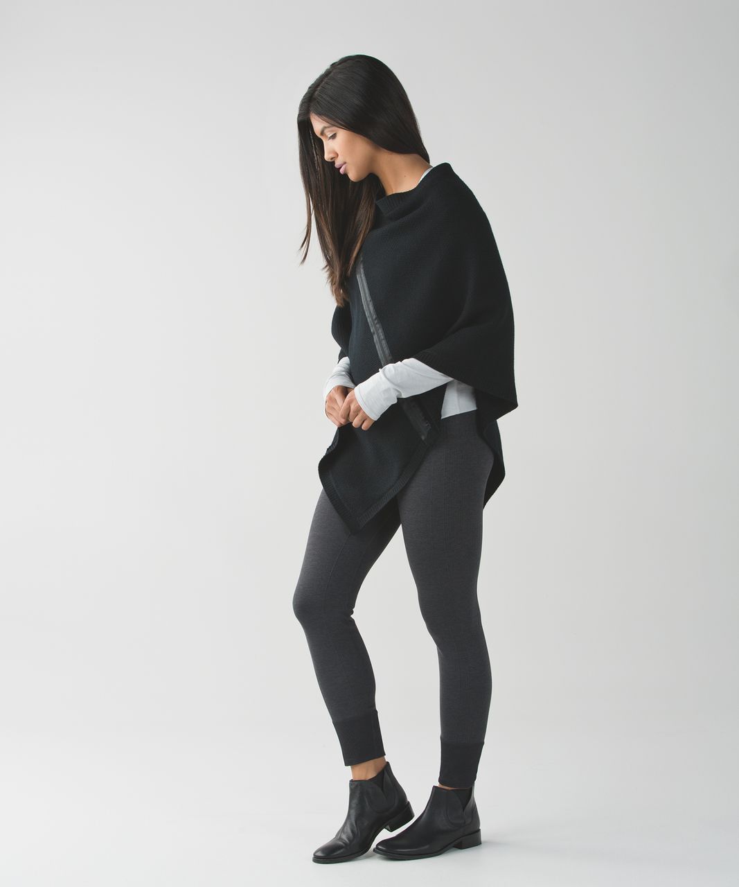 Lululemon On The Go Scarf - Black