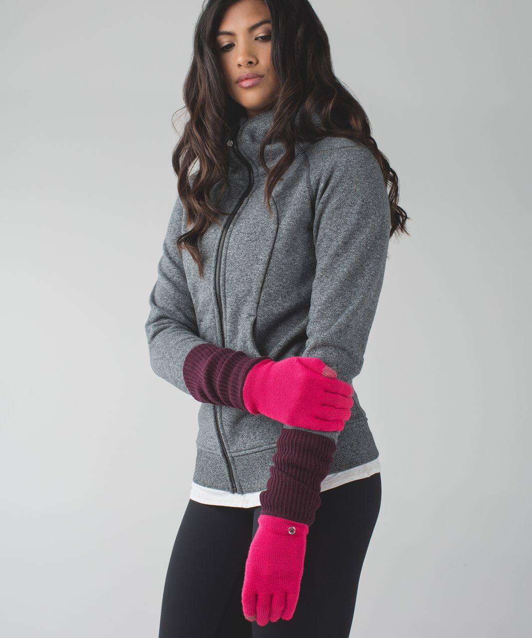 Lululemon On The Go Gloves - Bon Bon / Bordeaux Drama