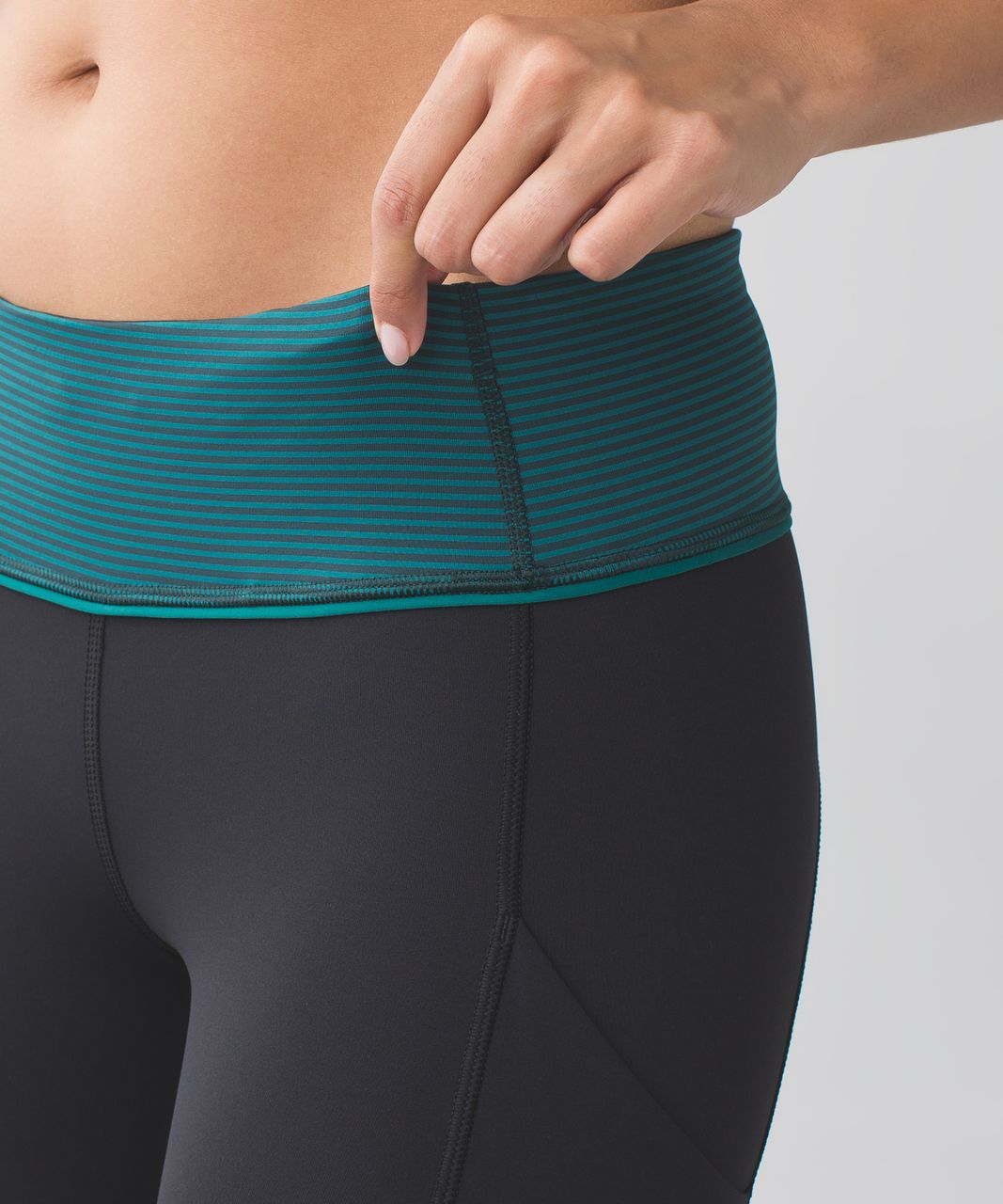 Lululemon Speed Tight IV *Brushed - Black / Mini Pop Stripe Dark Fuel Forage Teal