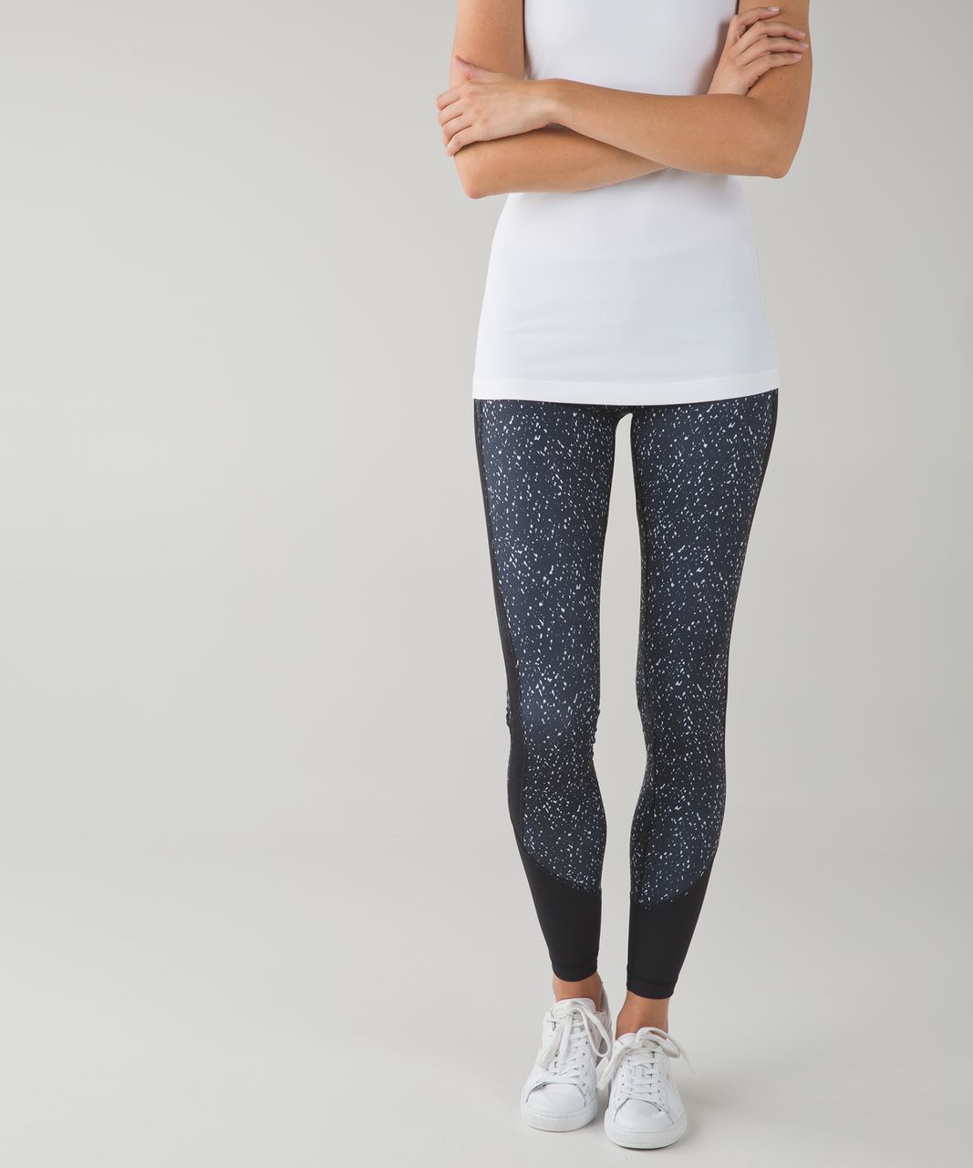 Lululemon Drop It Like It's Hot Tight - Butterfly Texture Black White / Black