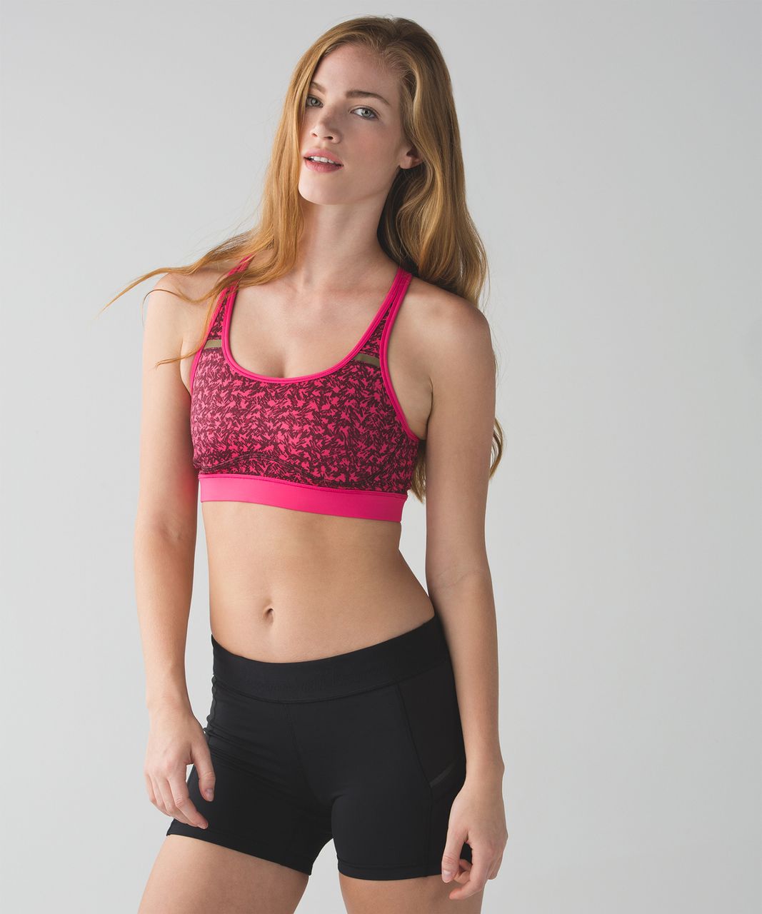 Lululemon Sweaty Or Not Bra II - Mountain Peaks Bon Bon Bordeaux Drama / Bon Bon