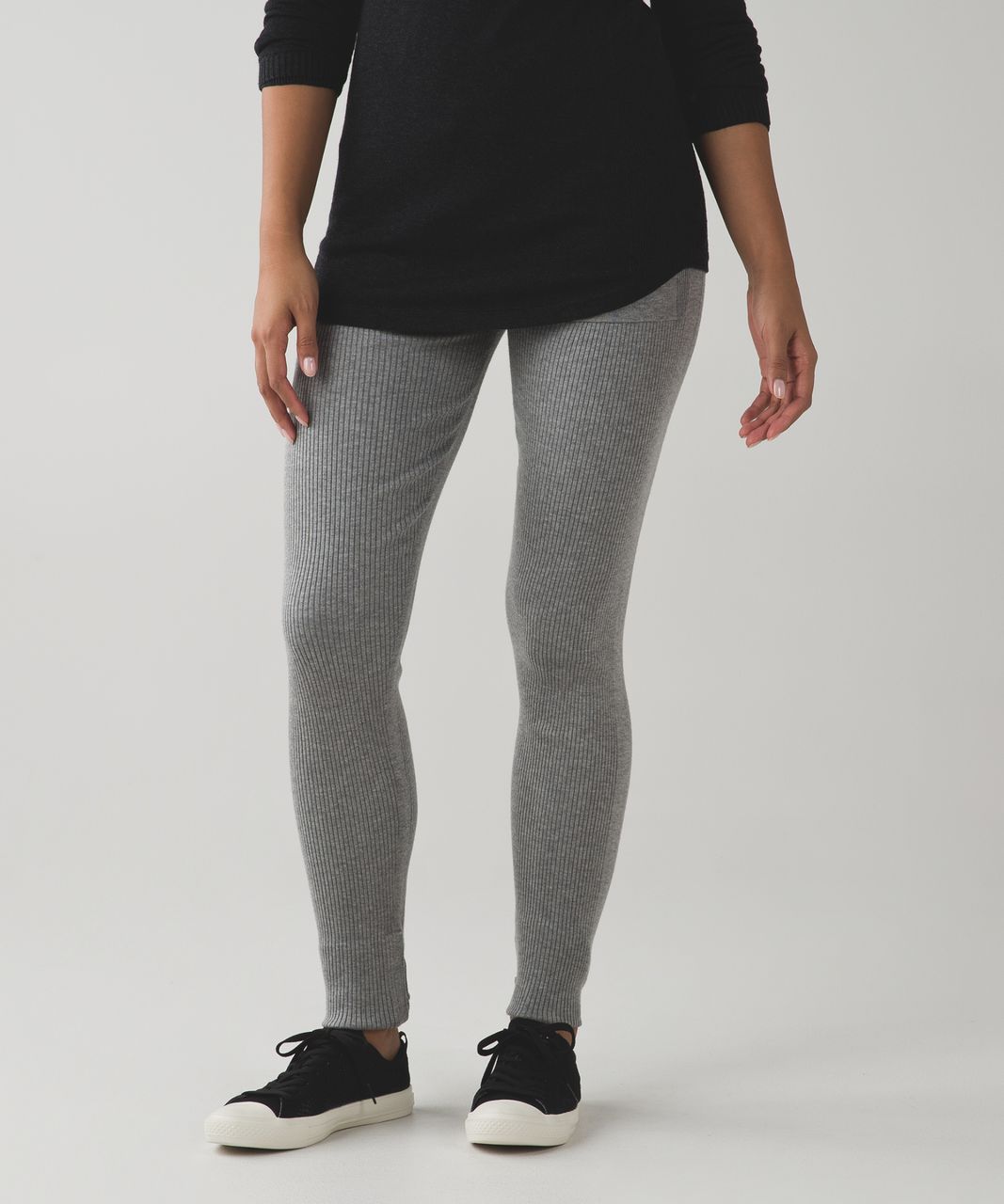 Lululemon Find Your Mantra Pant - Heathered Medium Grey / Heathered Dark  Grey - lulu fanatics