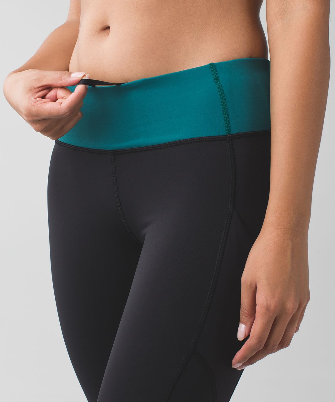 Lululemon Speed Tight IV *Lights Out - Black / Forage Teal