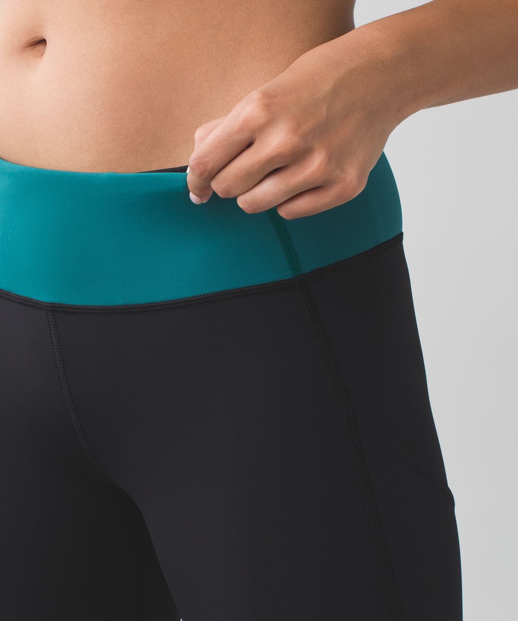 Lululemon Speed Tight IV *Lights Out - Black / Forage Teal