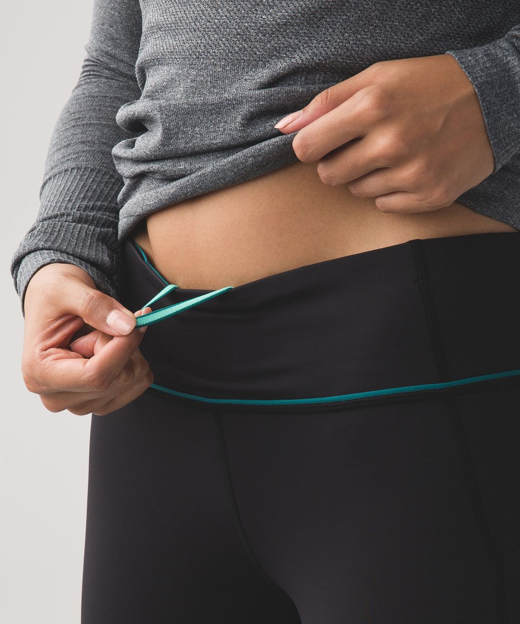 Lululemon Pace Rival Crop *Lights Out - Black / Forage Teal