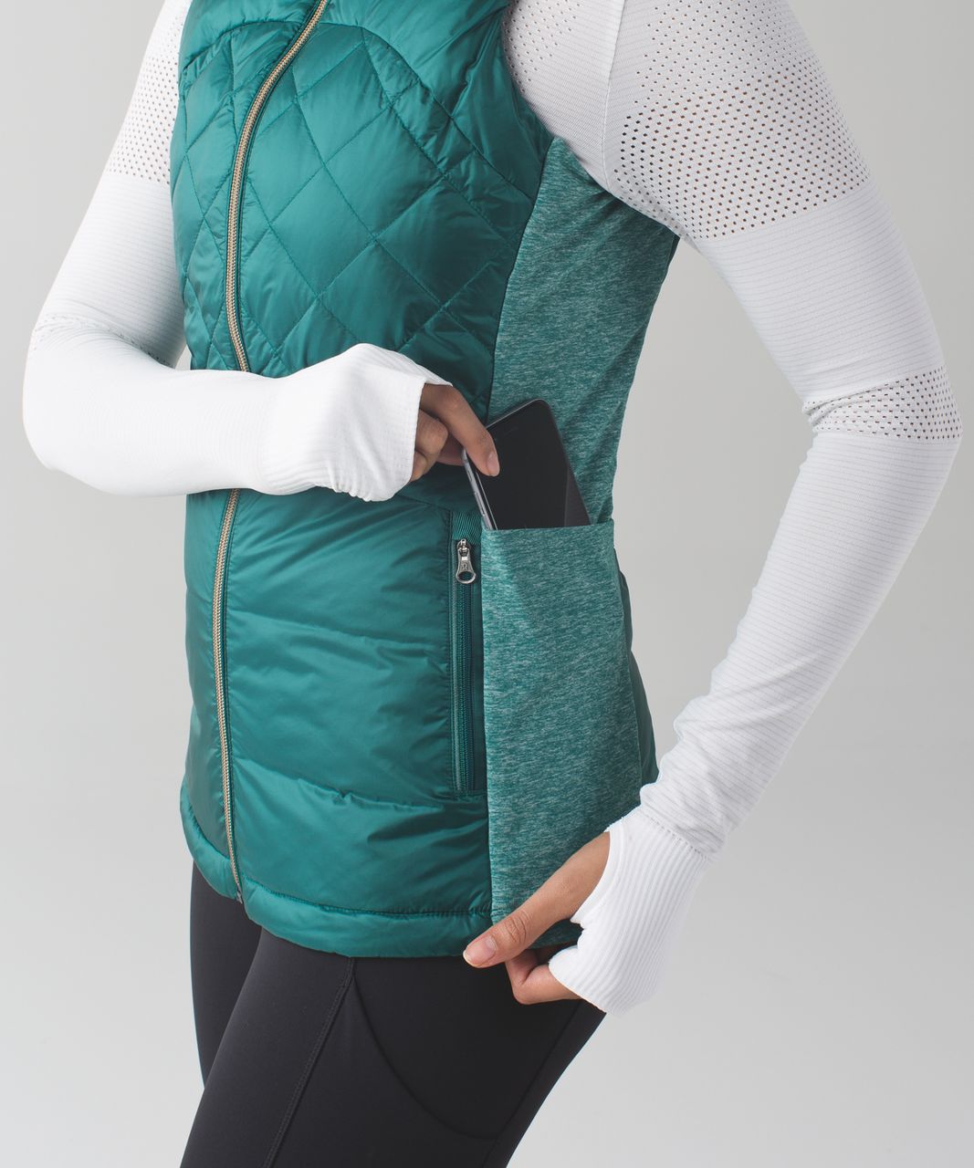 Lululemon Down For A Run Vest - Forage Teal