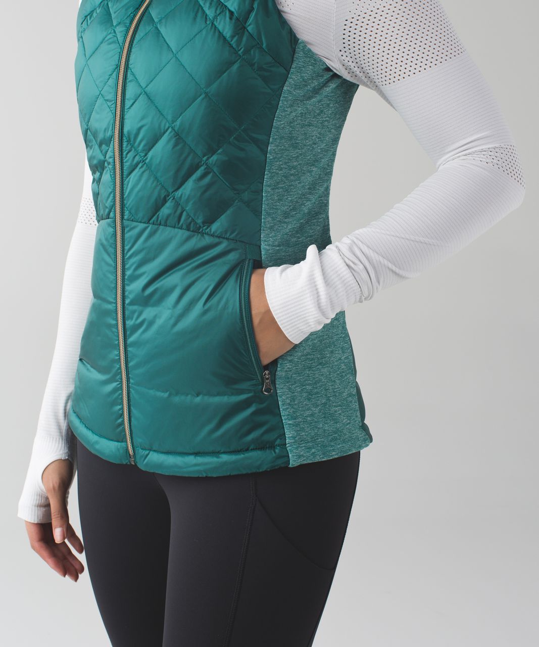 Lululemon Down For A Run Vest - Forage Teal - lulu fanatics