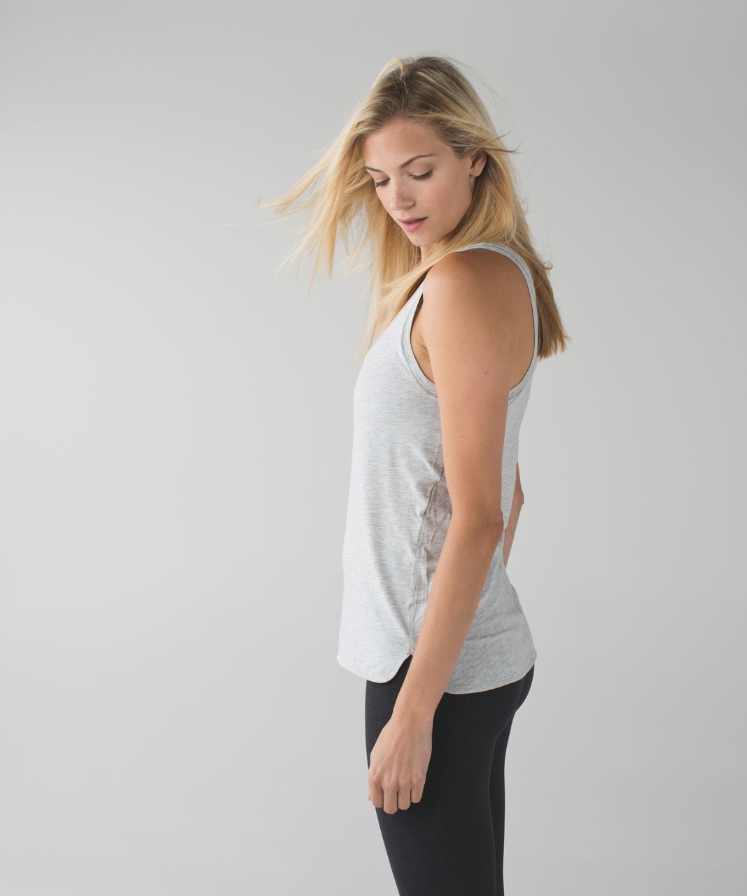 Lululemon Circadian Tank - Heathered Light Grey