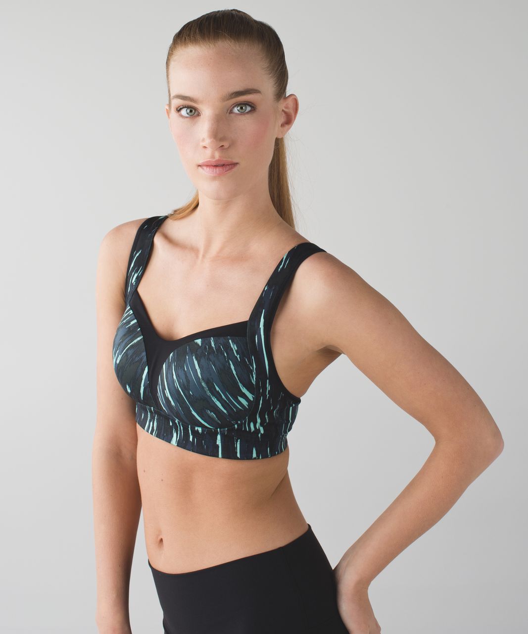 Lululemon Ta Ta Tamer III - Painted Animal Menthol Black / Black