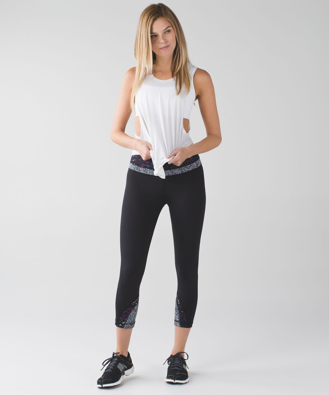 Lululemon Run:  Inspire Crop II (Mesh) - Biggie Fleur Sombre Caspian Blue Black