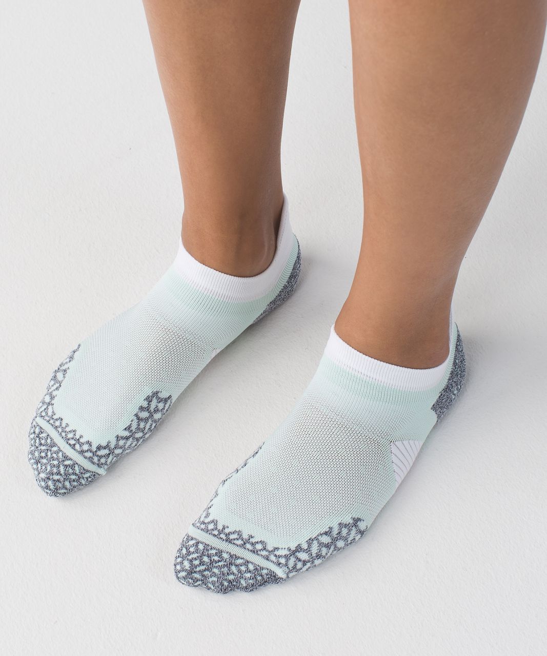 Lululemon Speed Sock - Sea Mist / Naval Blue