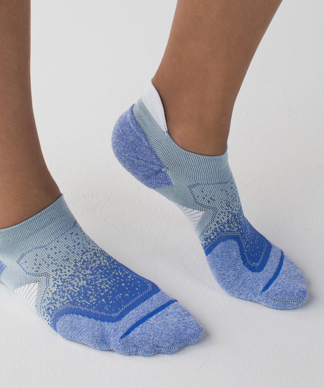 Lululemon Speed Sock *Silver - Sprinkler / Sea Mist - lulu fanatics