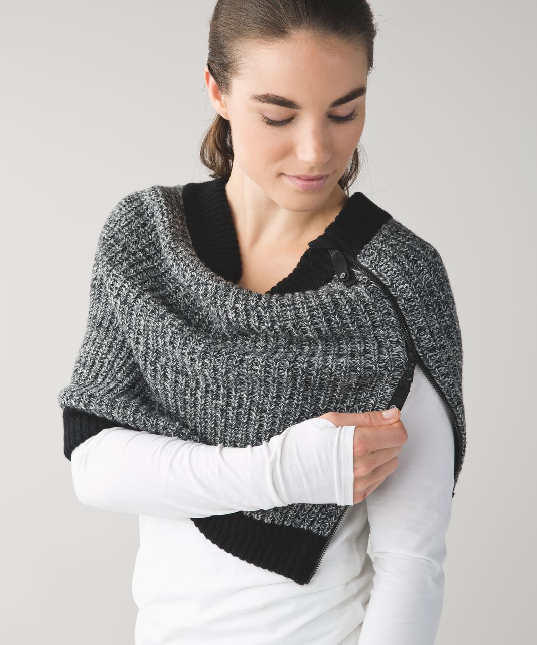 Lululemon Falling Freely Neck Warmer - Black / Slate / White