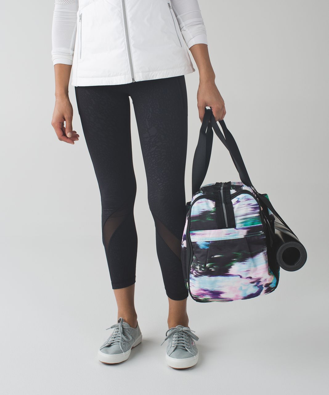 Lululemon Urban Warrior Duffel - Pigment Wind Dragonfly Multi / Black