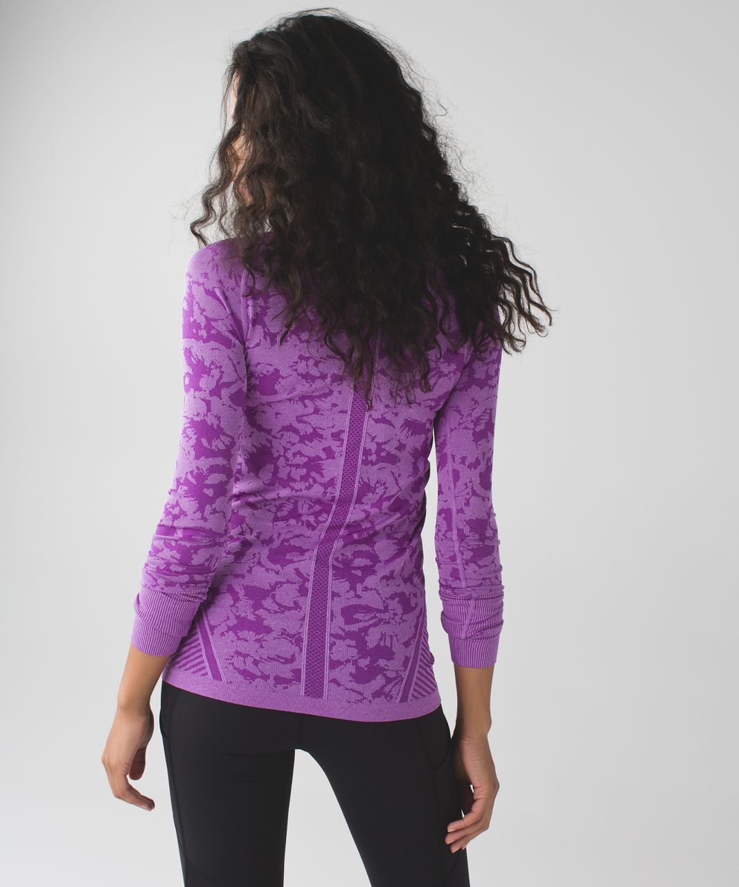 Lululemon Swiftly Tech Long Sleeve Crew - Heathered Tender Violet