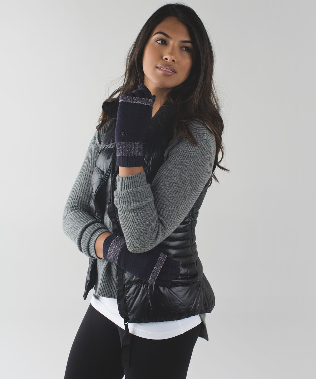 Lululemon Divinity Gloves - Black Grape / Powdered Rose