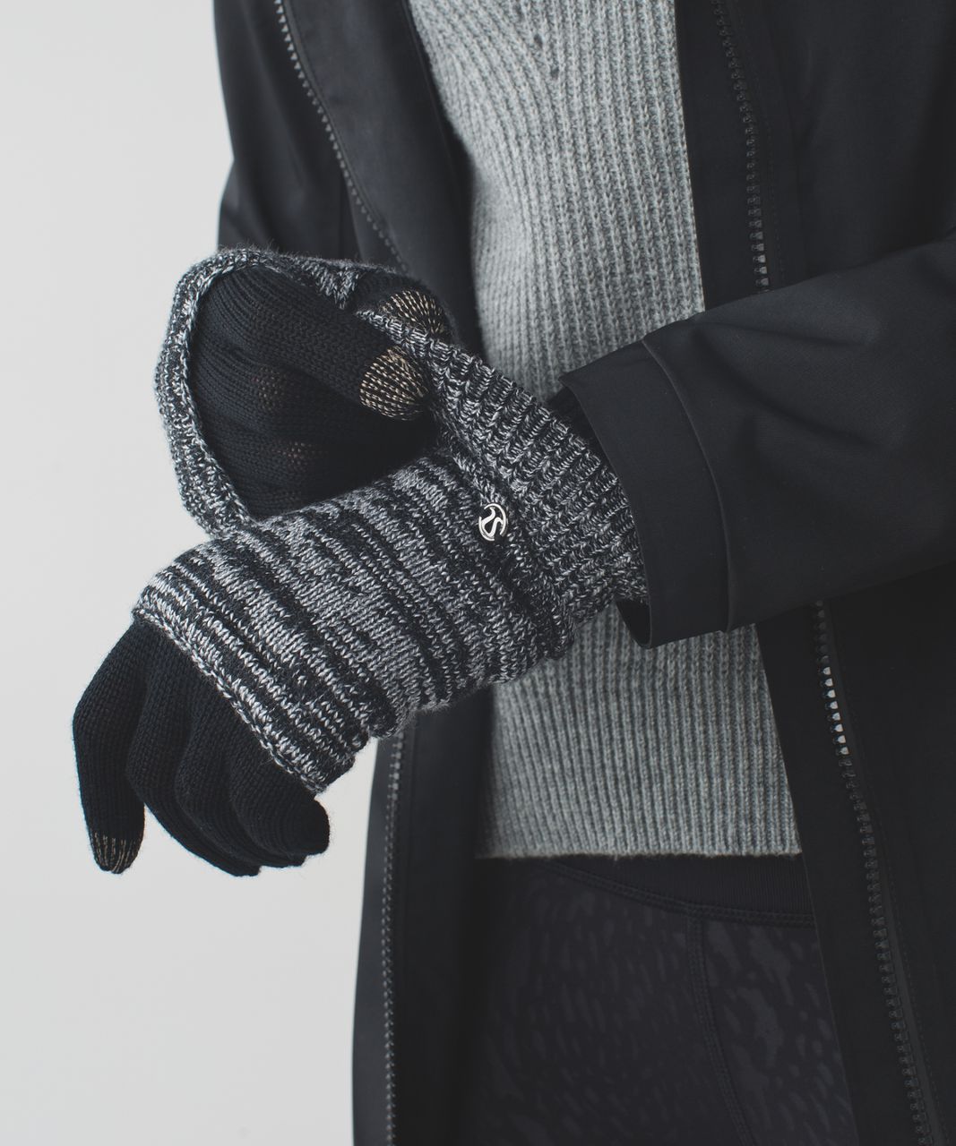 Lululemon Divinity Gloves - Black / Angel Wing / Slate