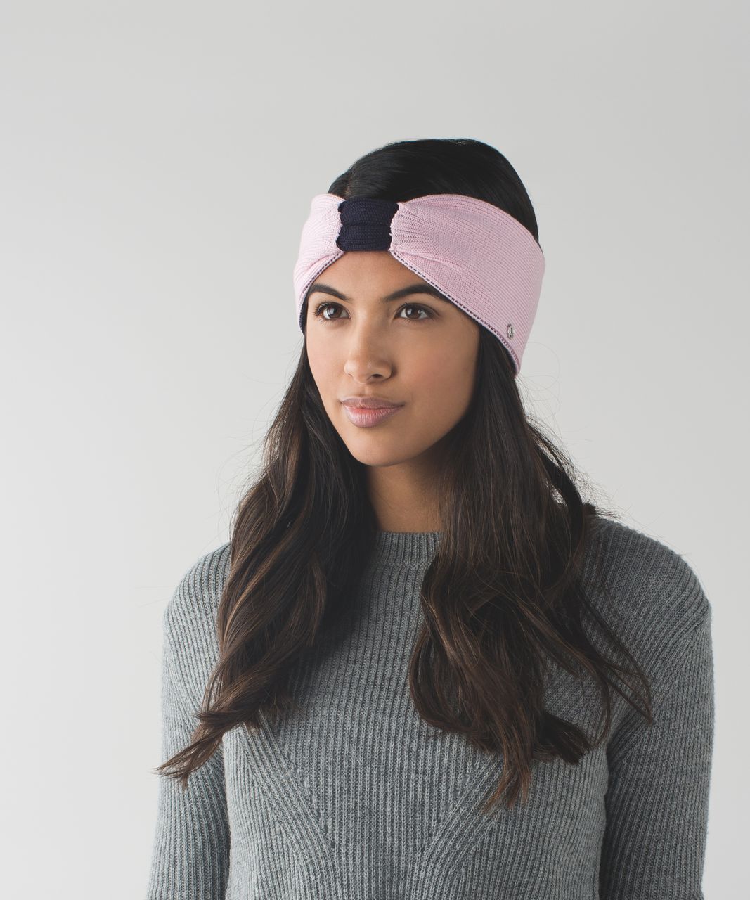 Lululemon Divinity Earwarmer - Black Grape / Powdered Rose