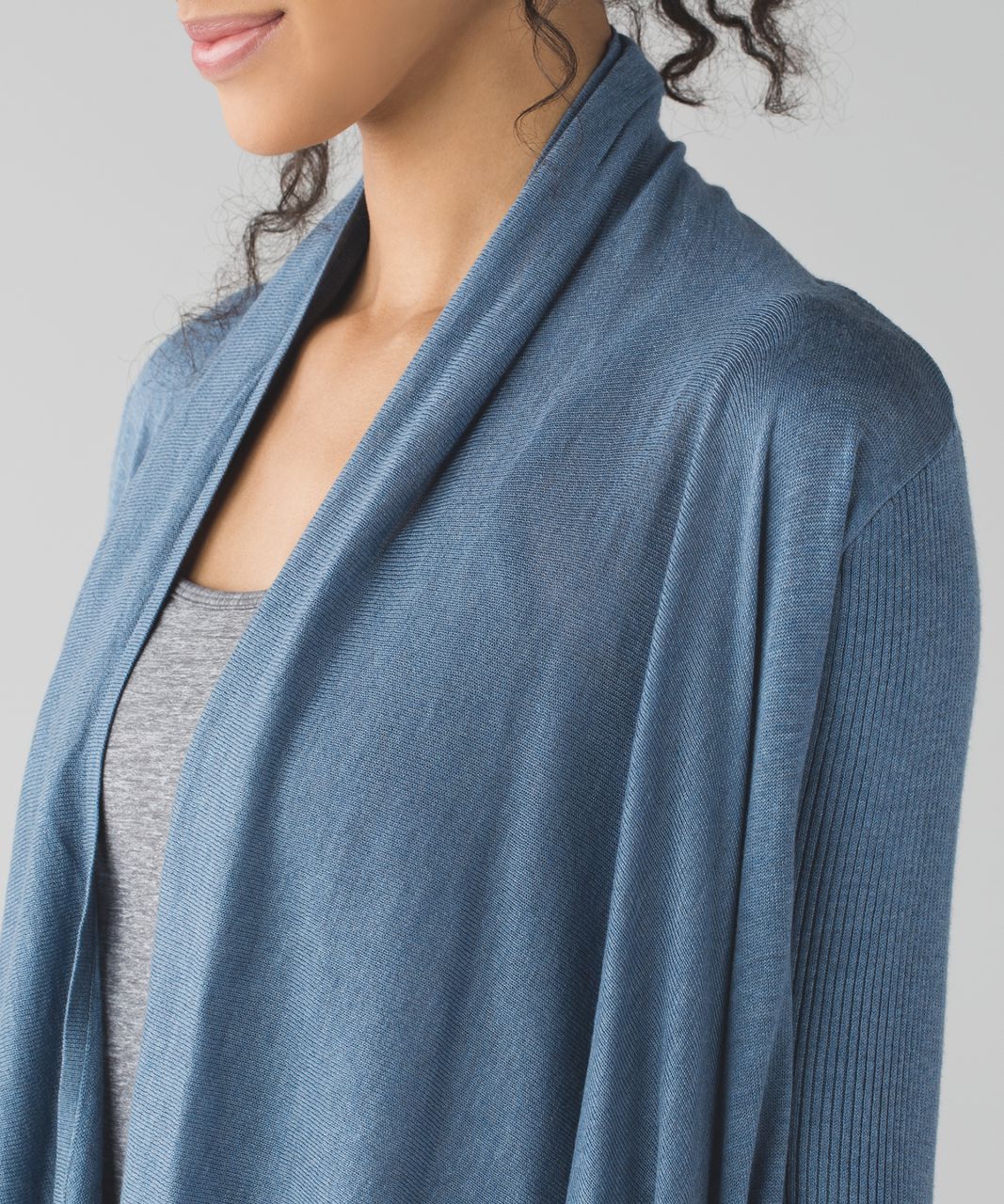 Lululemon Universal Wrap - Heathered Blue Denim - lulu fanatics