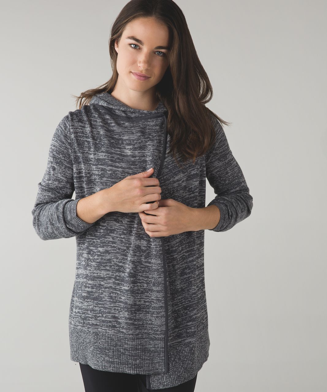 Lululemon, Peace Of Mind Wrap with Hood Size 8