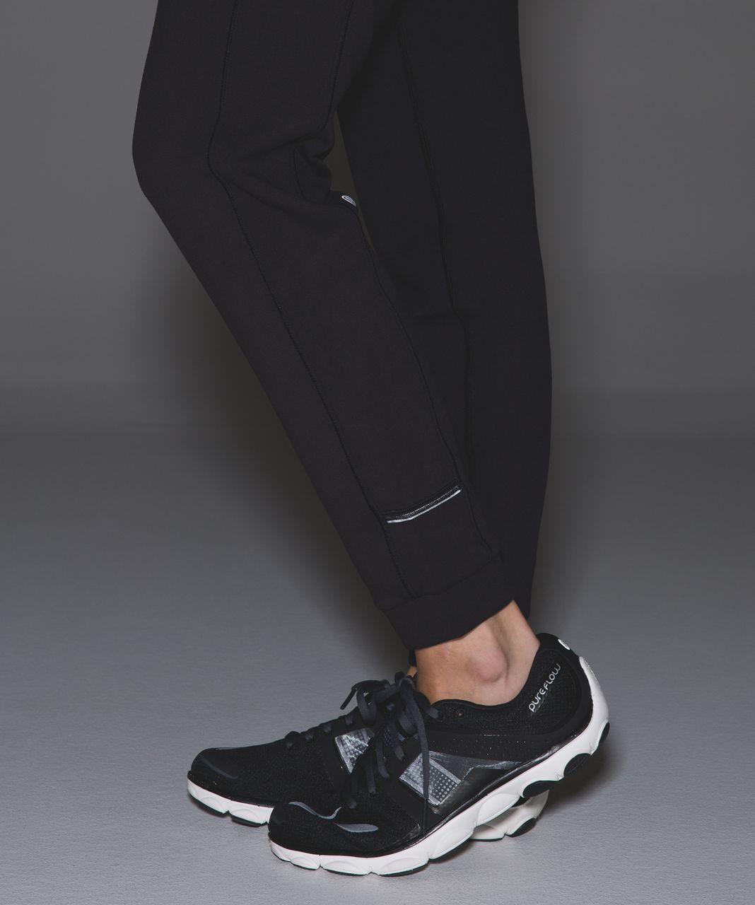 Lululemon Base Runner Pant III - Wee Stripe Black Heathered Slate ...