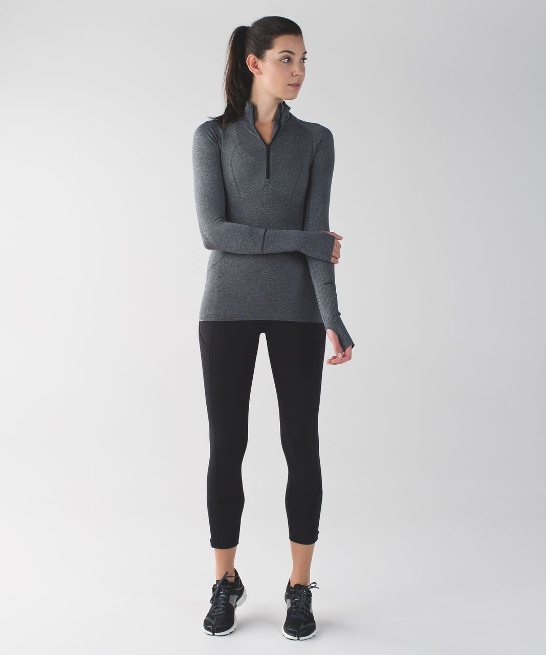 Lululemon Rebel Runner Crop - Black / Flashback Static Caspian Blue Sapphire Blue