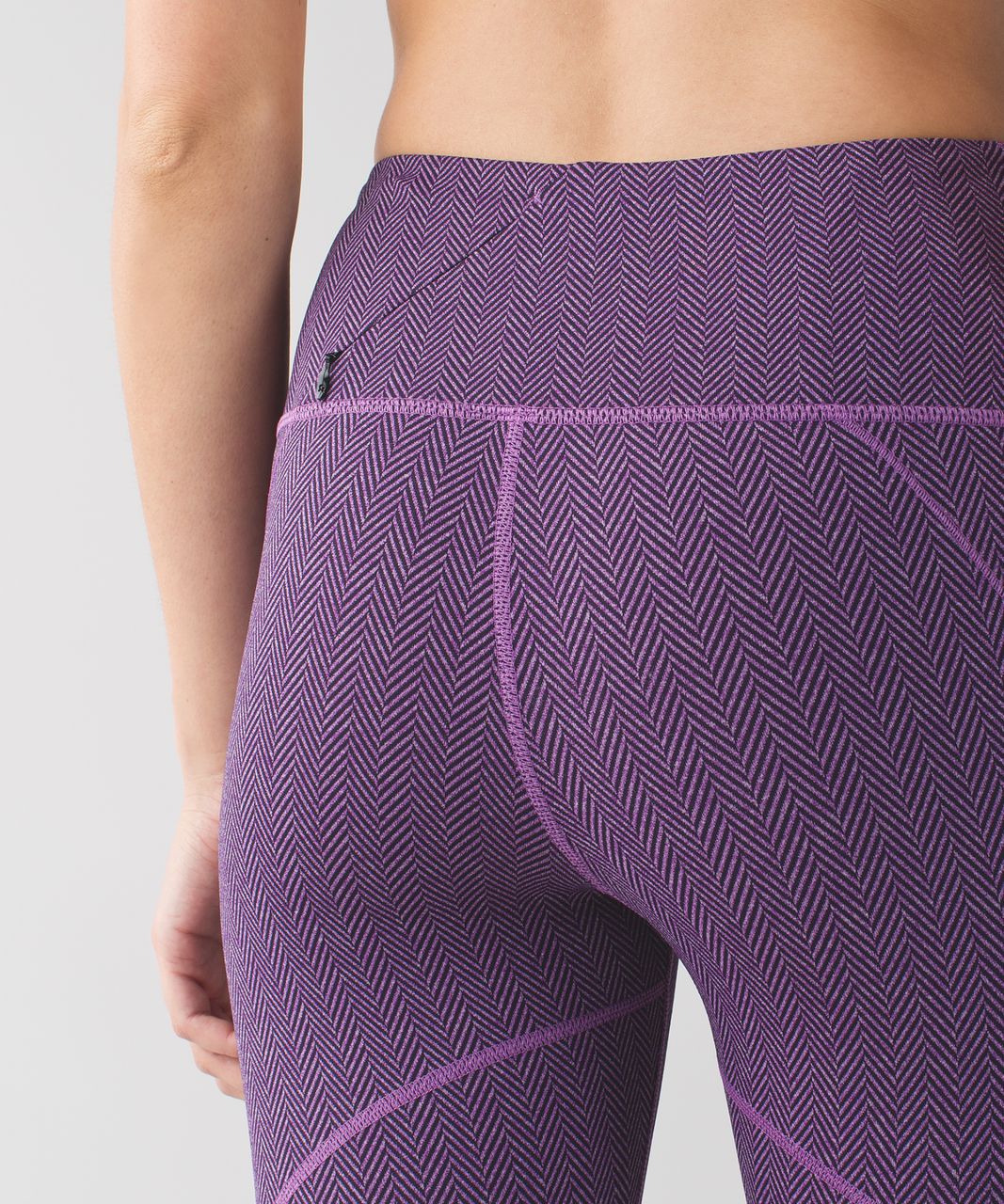 Lululemon Rebel Runner Crop - Giant Herringbone Black Grape Heathered Tender Violet / Black Grape