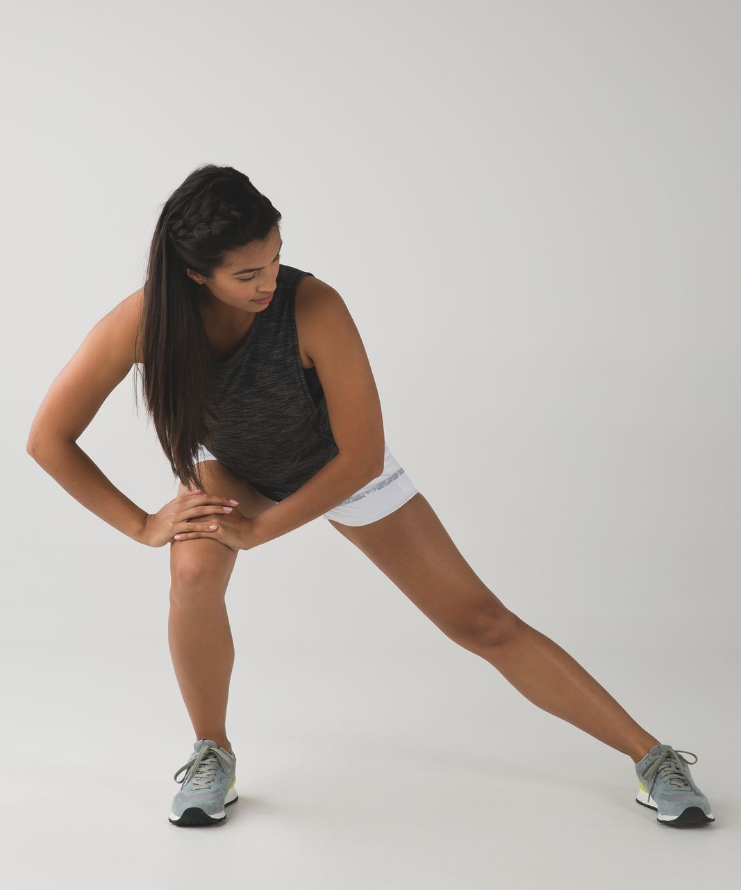 Lululemon Meshed Up Short - Fleur Sombre White Silver Fox / White