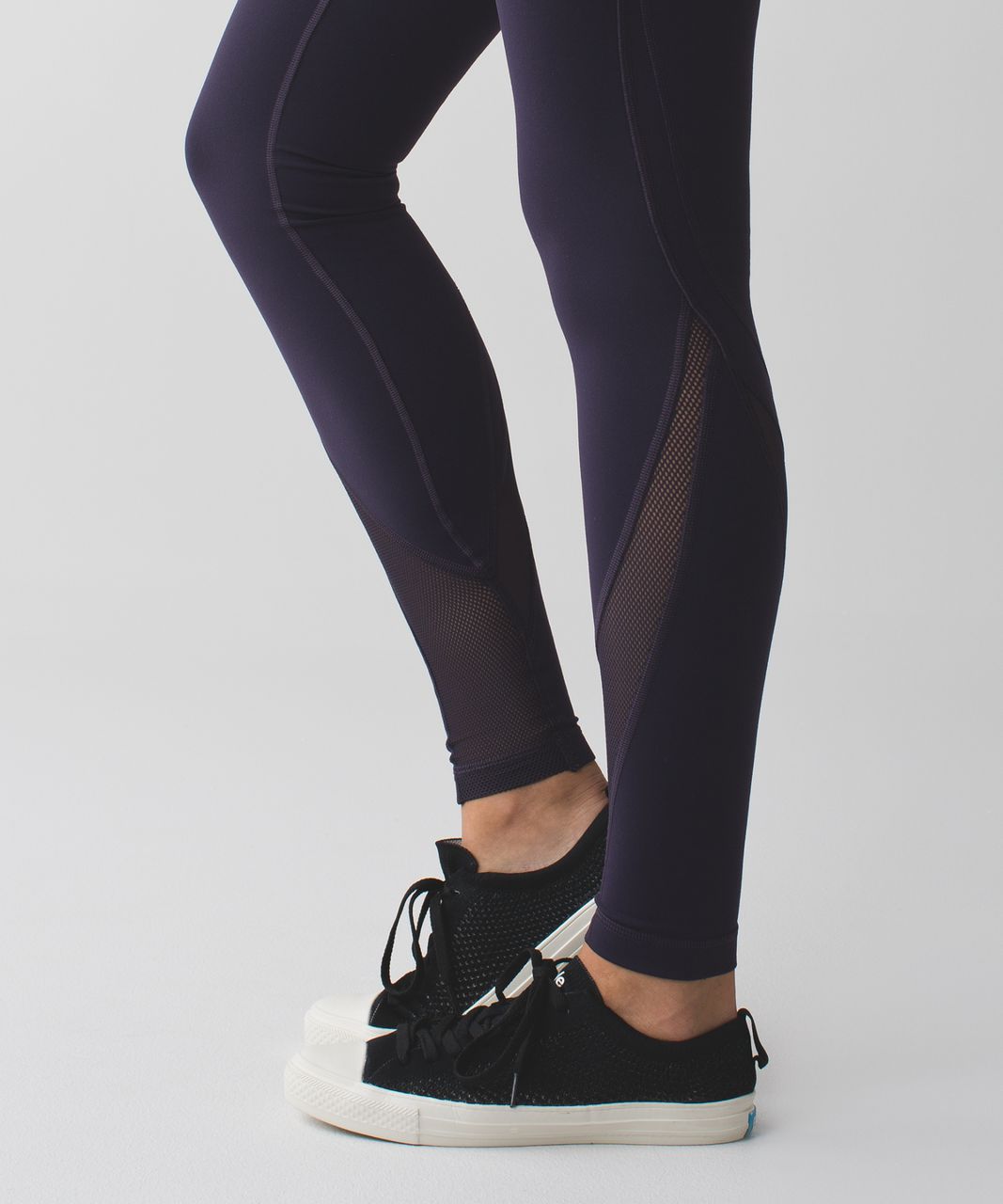 Lululemon Free Flow Tight *Full-On Luon - Black Grape / Shadow Wrap Multi