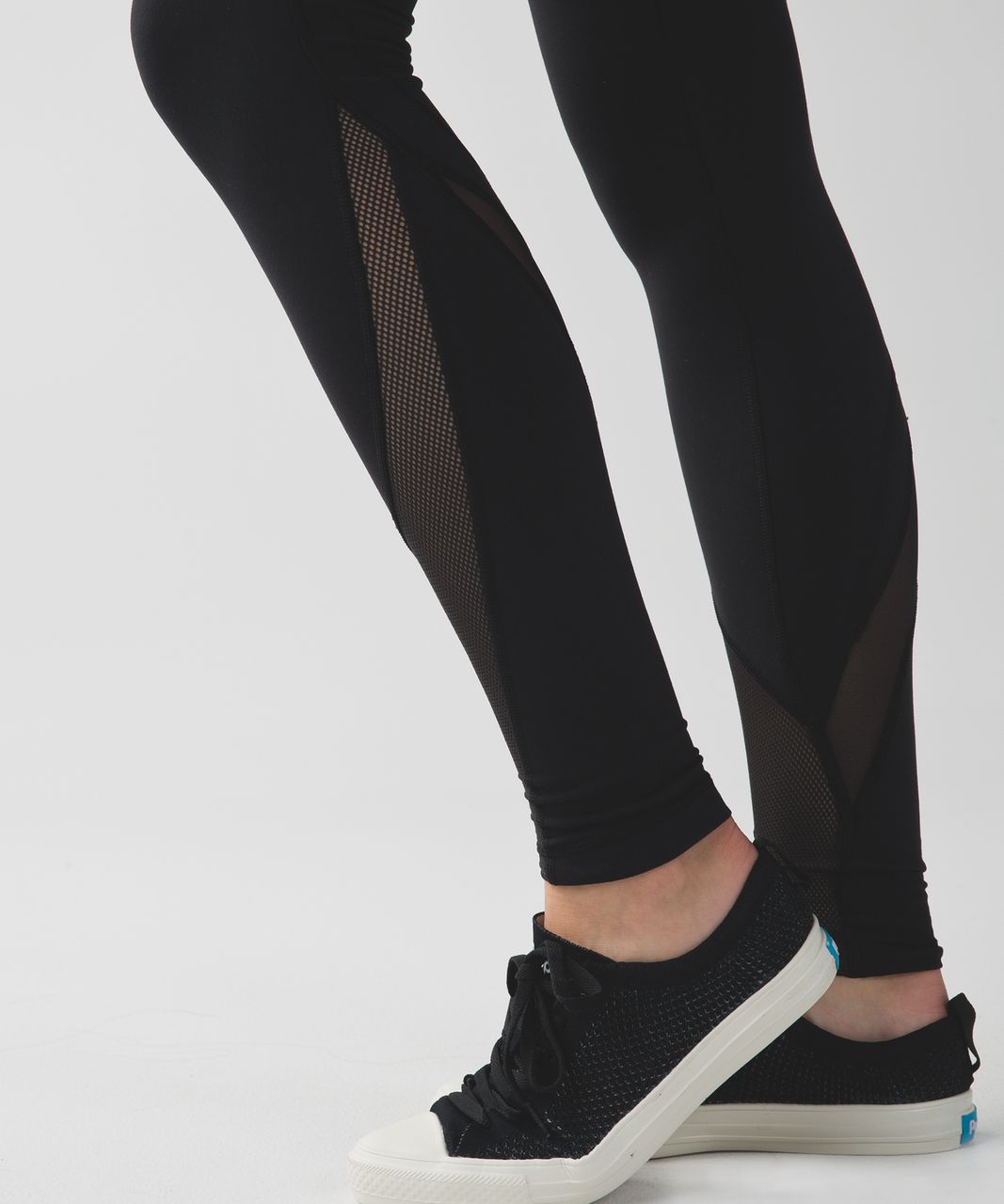 Lululemon Free Flow Tight *Full-On Luon - Black - lulu fanatics