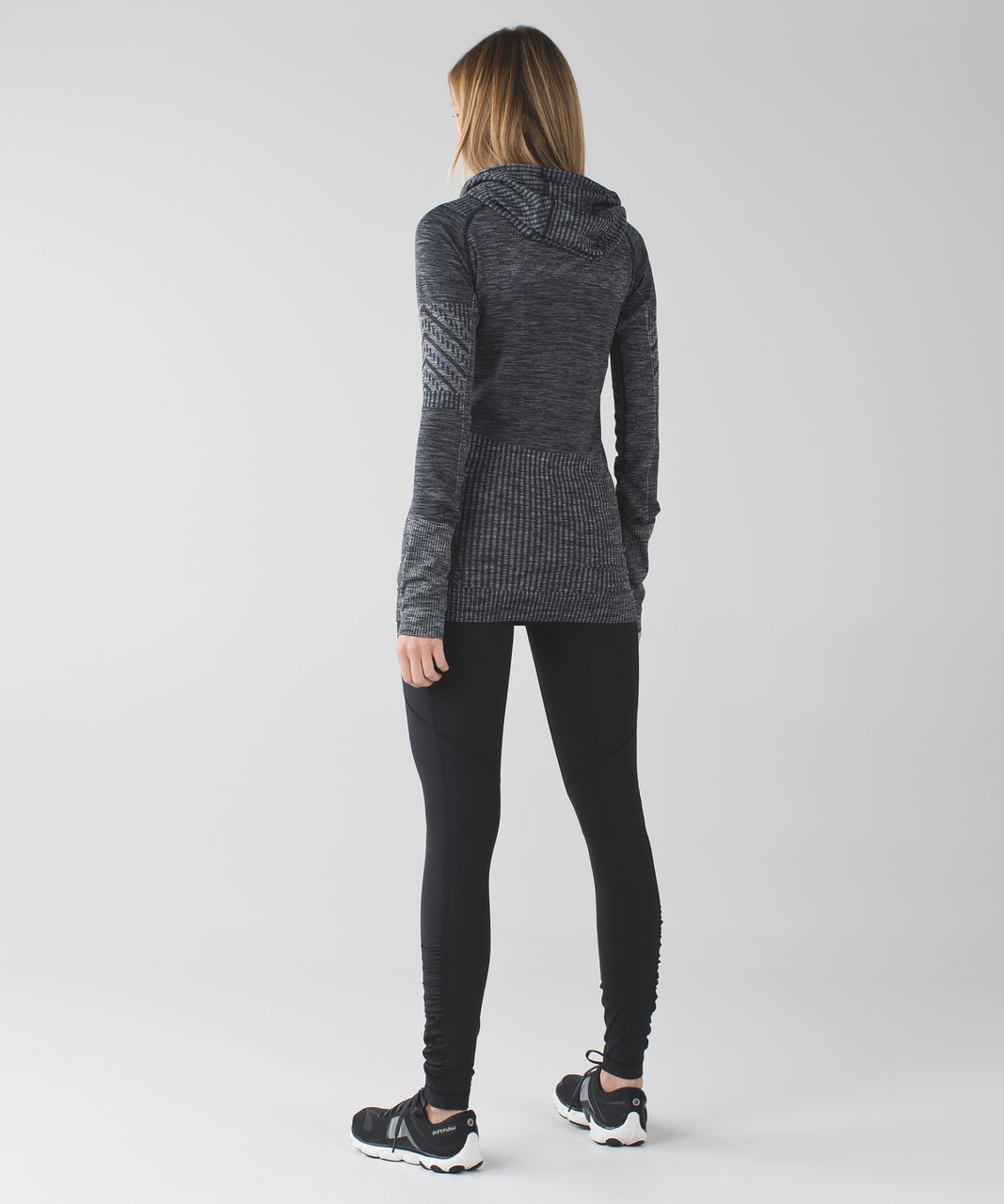 Lululemon black speed tight reflective weave - Agent Athletica