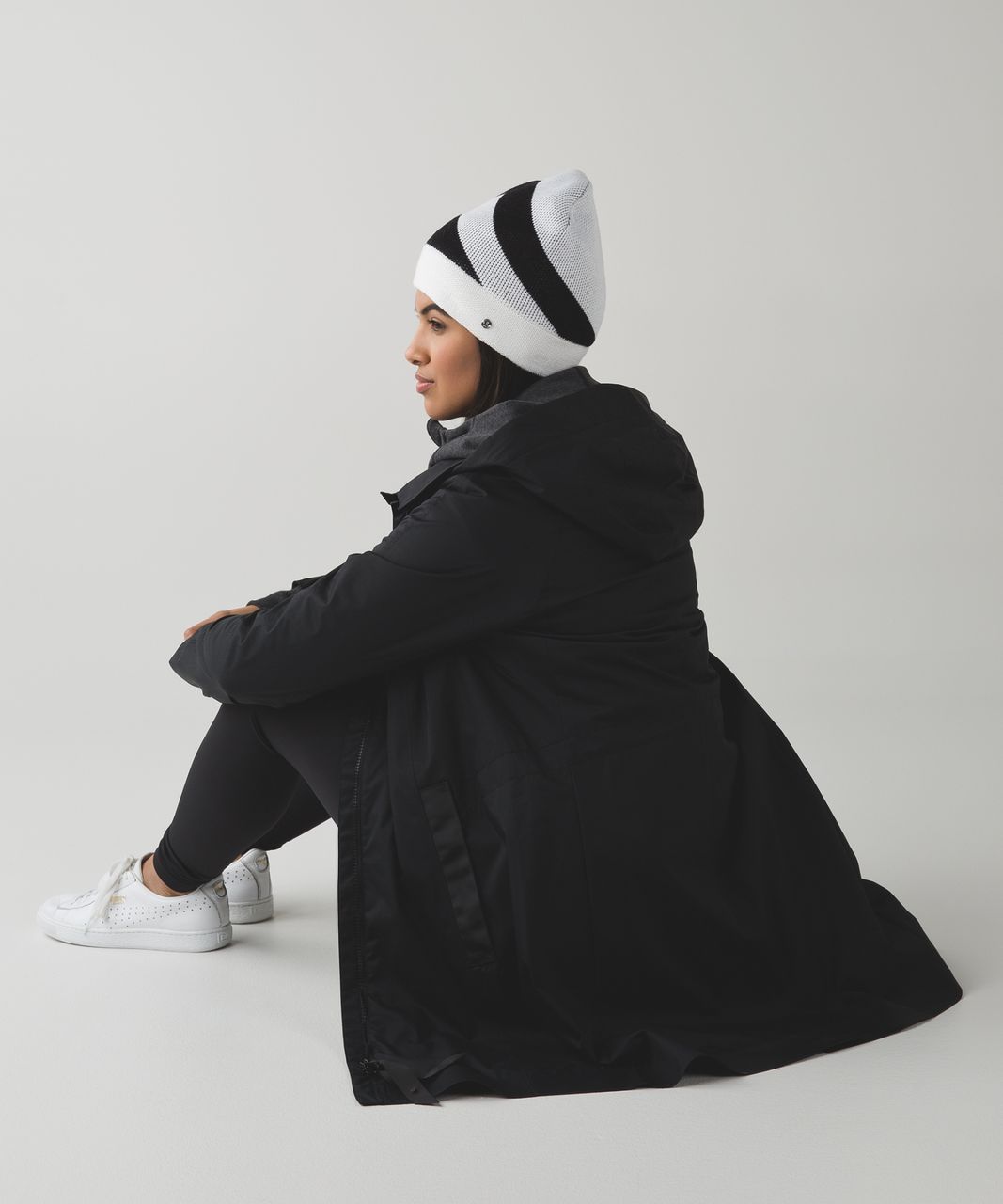 Lululemon Snow Amazing Toque *Sherpa - Black / White